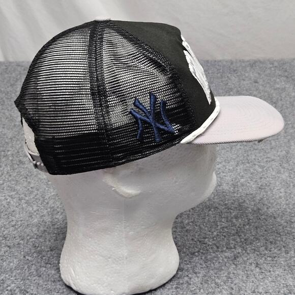 New Era Yankees Rope Trucker Hat Black White Snapback Mesh Cap Distressed - Picture 2 of 7